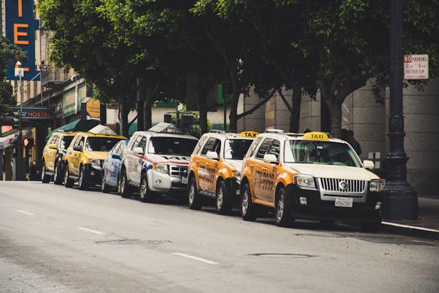 Taxi