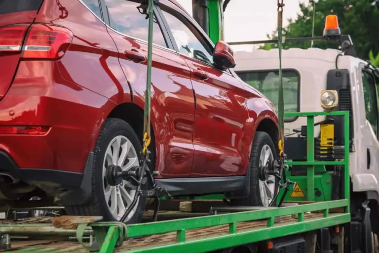 24 Hour Car Recovery in London .jpg 1024x683 1 768x512
